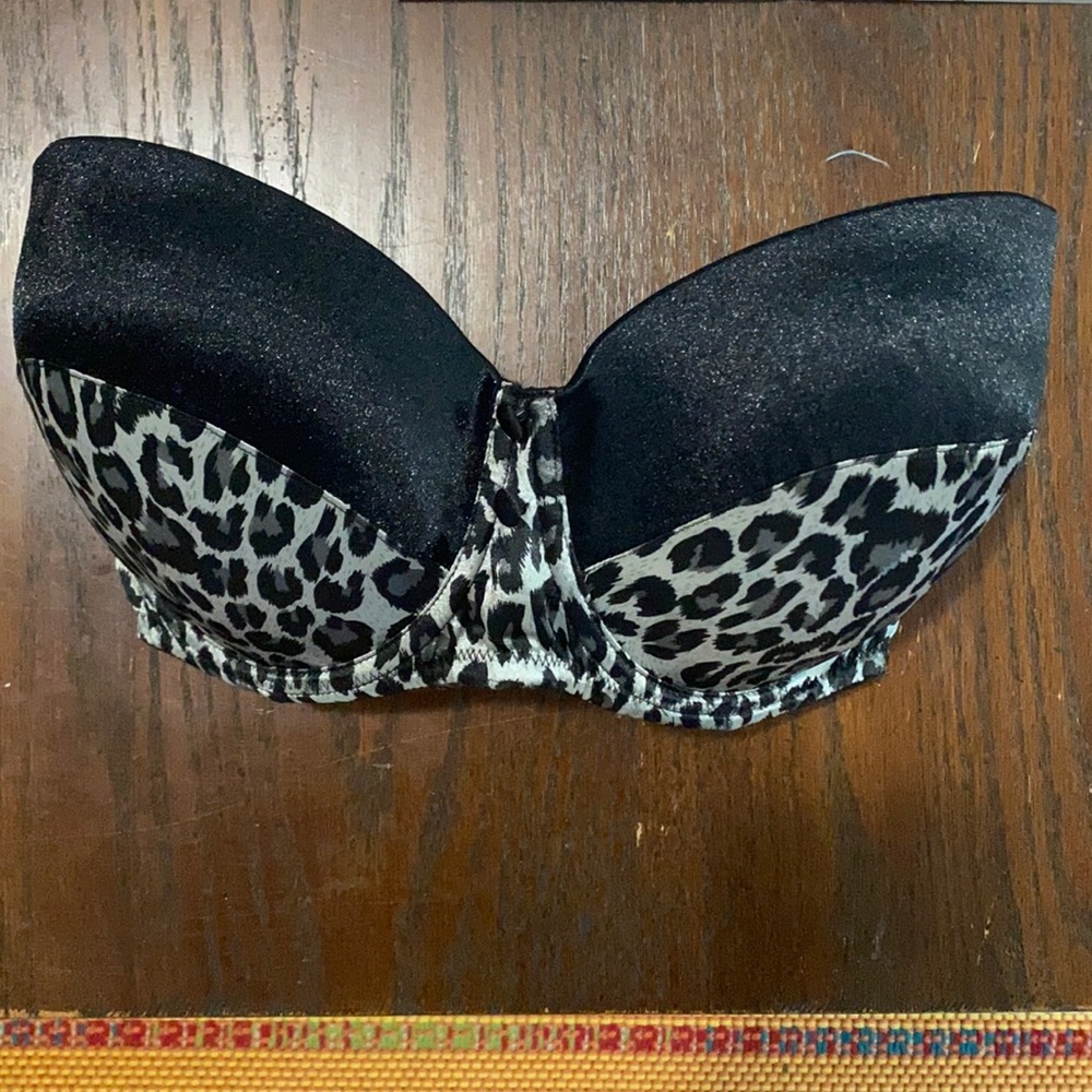 Asos strapless bra NWOT 32g